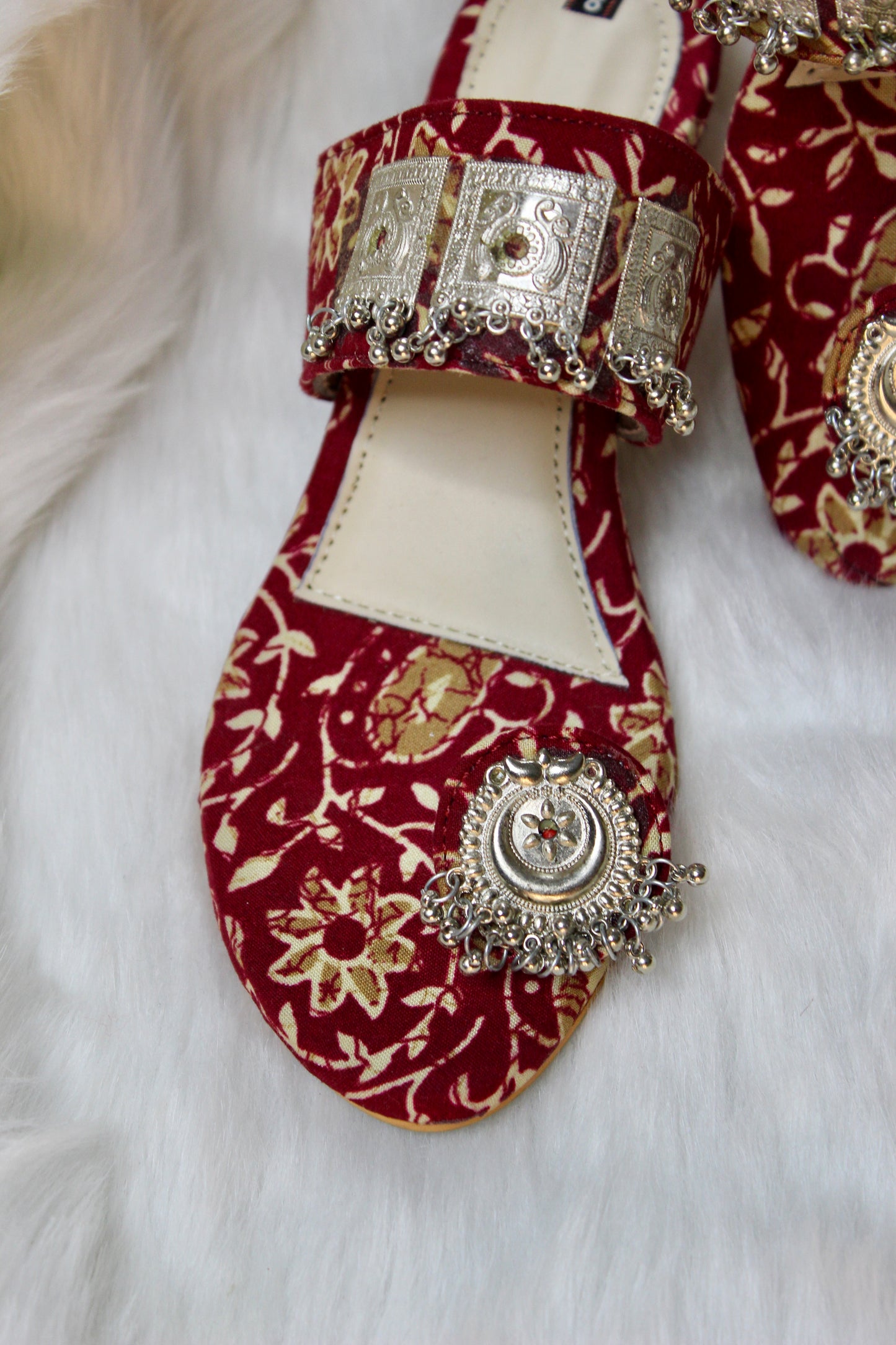 Maanvi Kolhapuri Heels