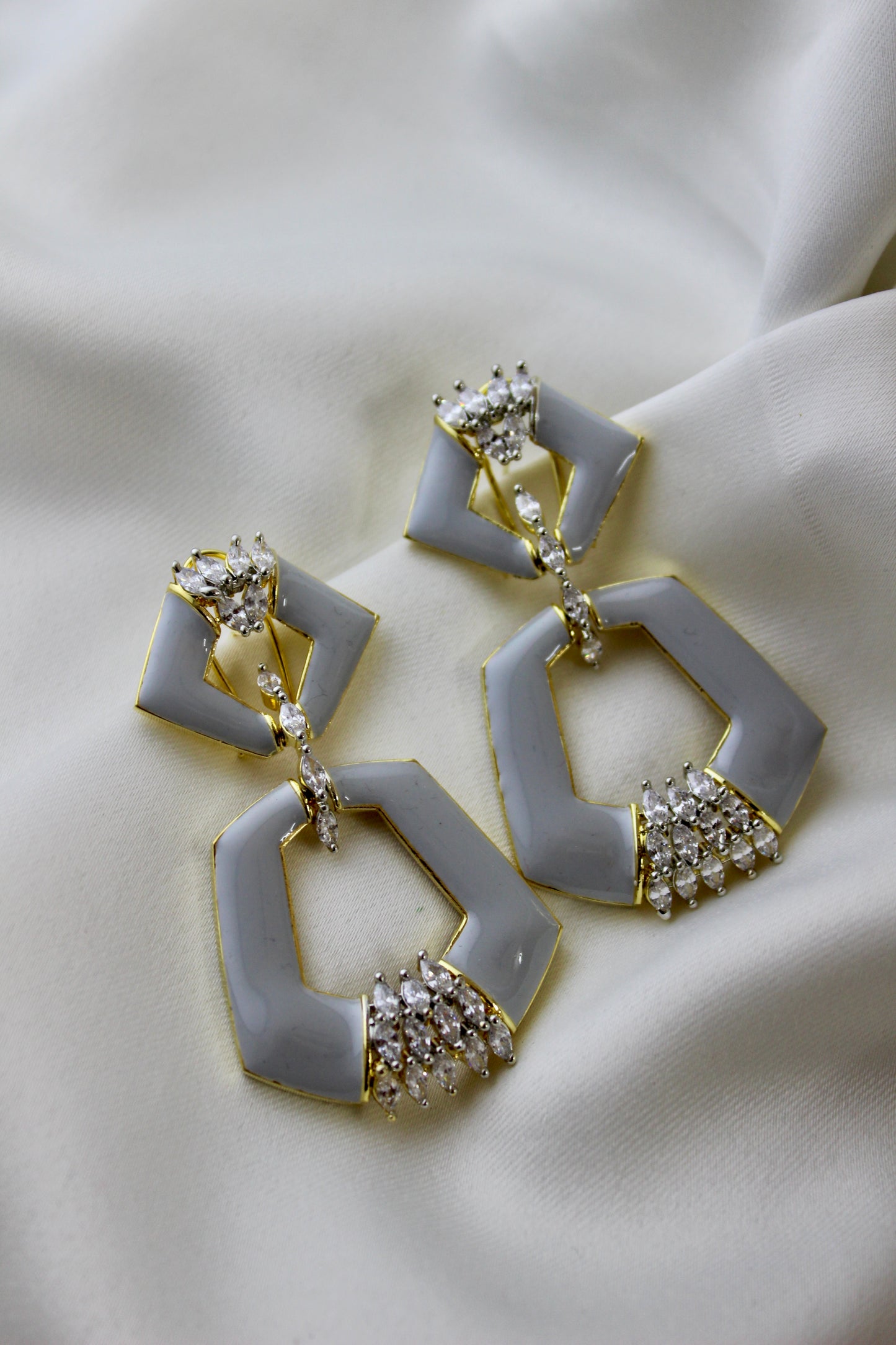 Varaa Earrings