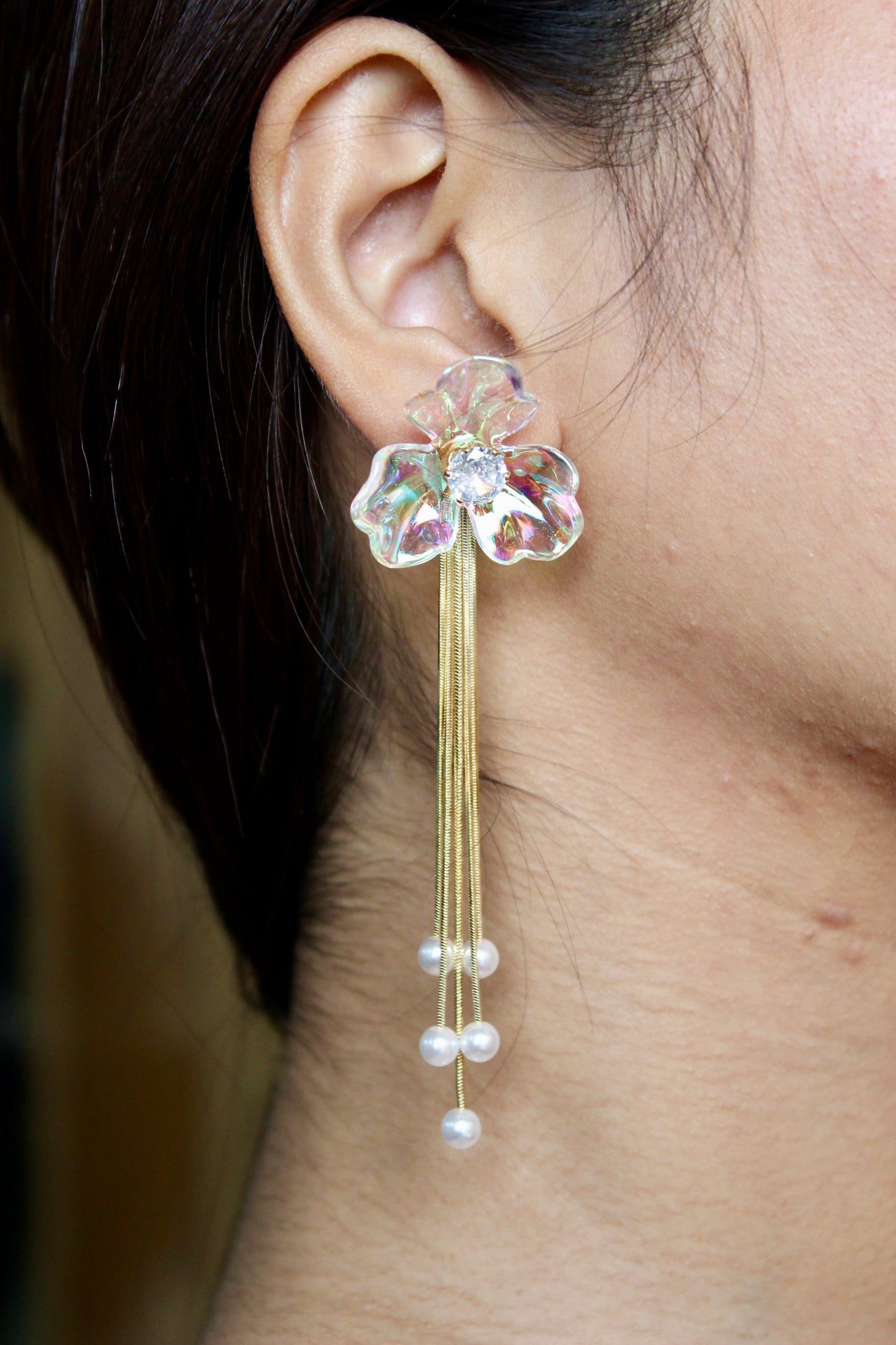 Pari Earrings