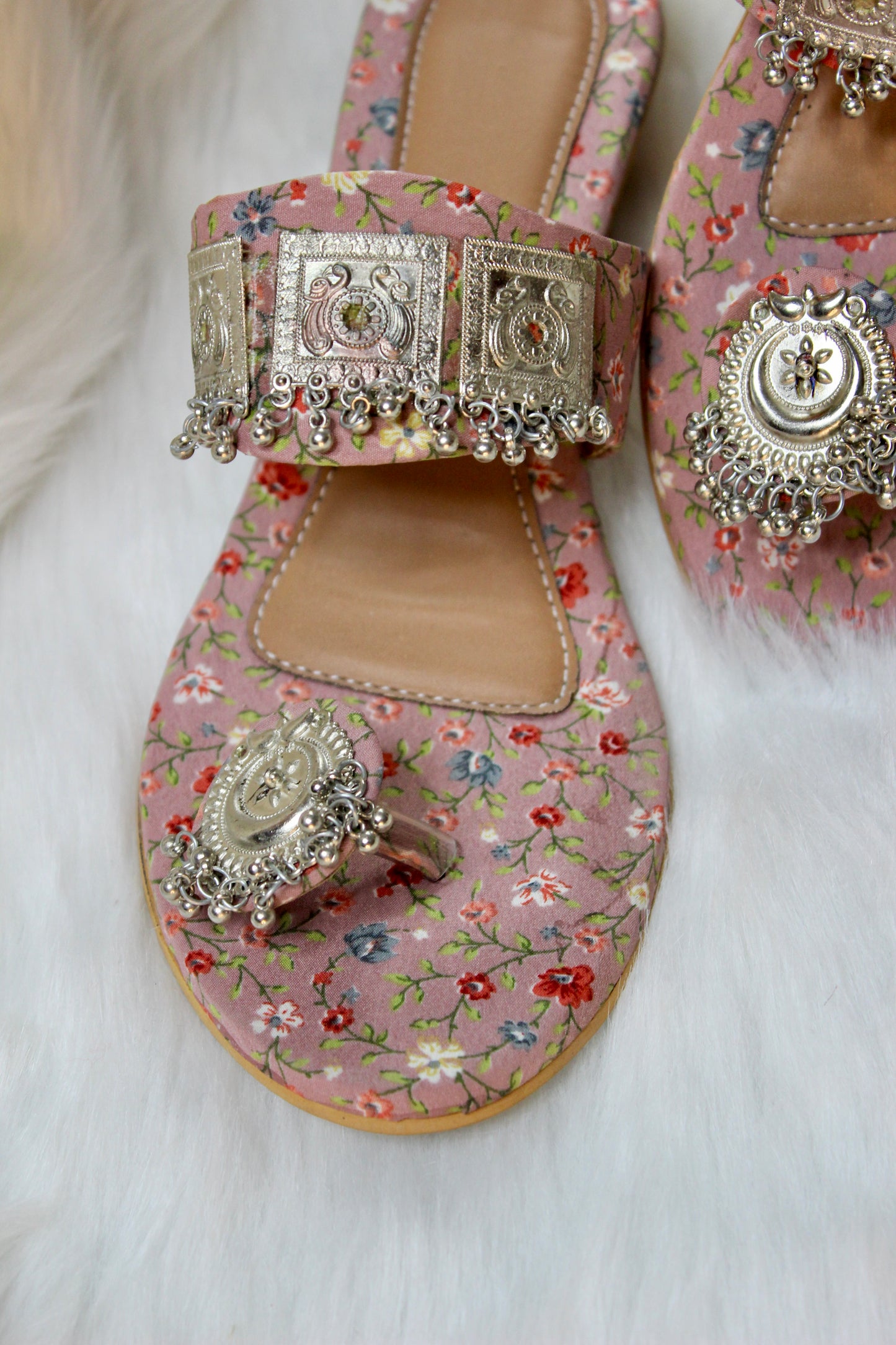 Manara Kolhapuri Heels