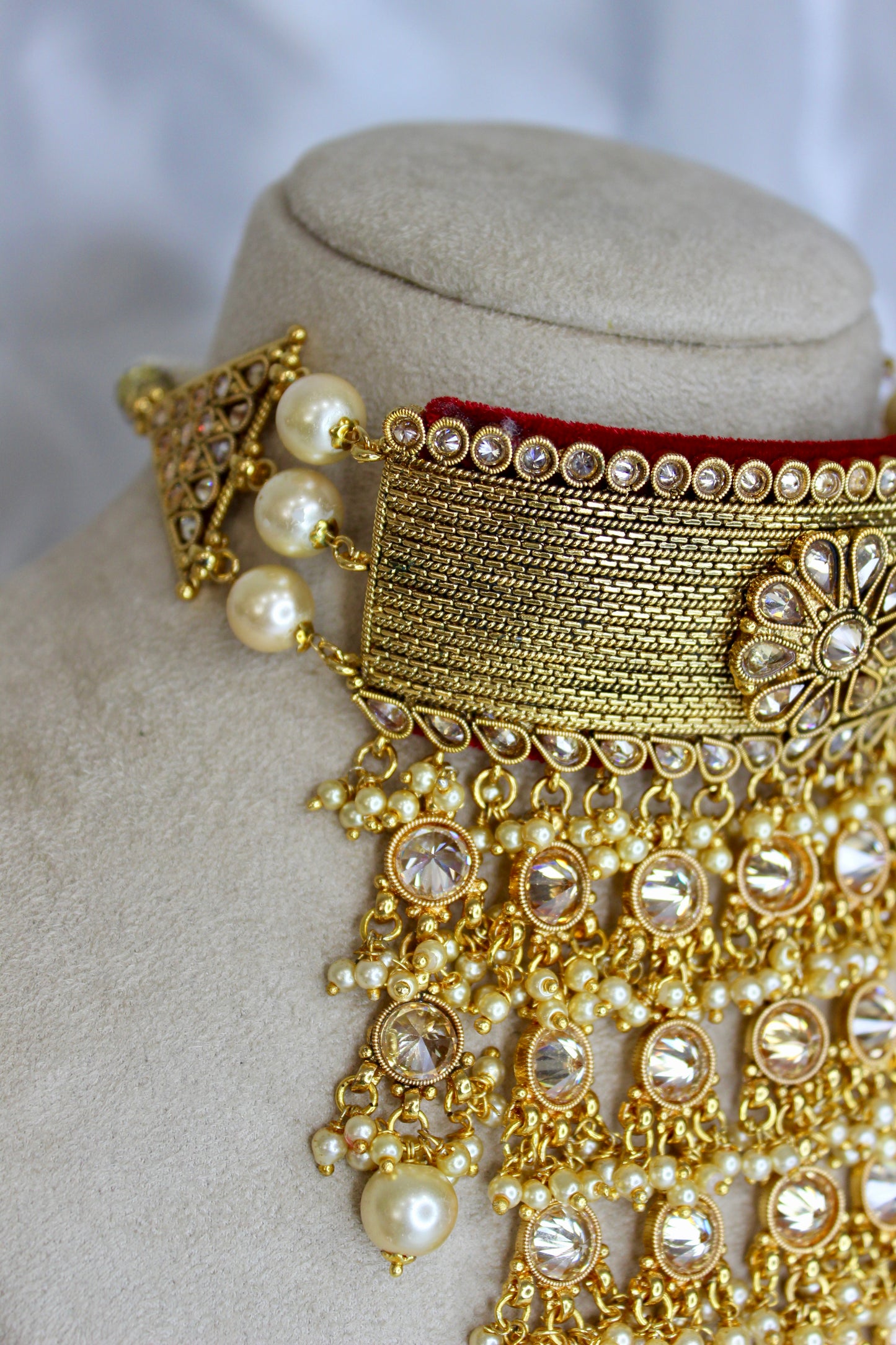 Radha Rani Necklace Set