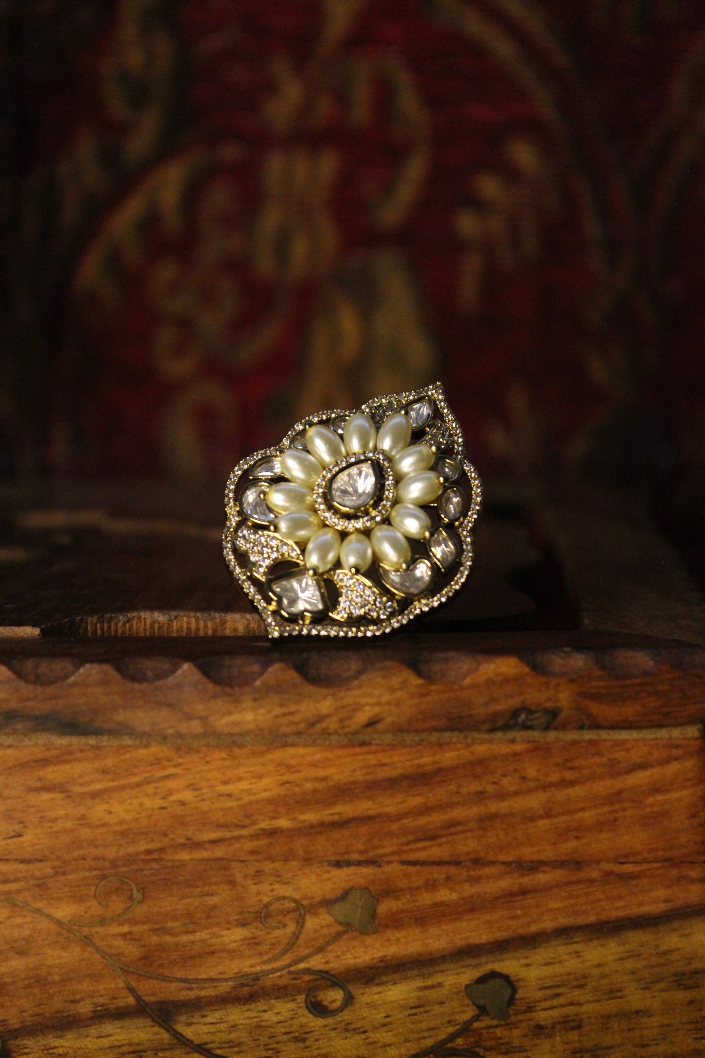 Shireen Finger Ring