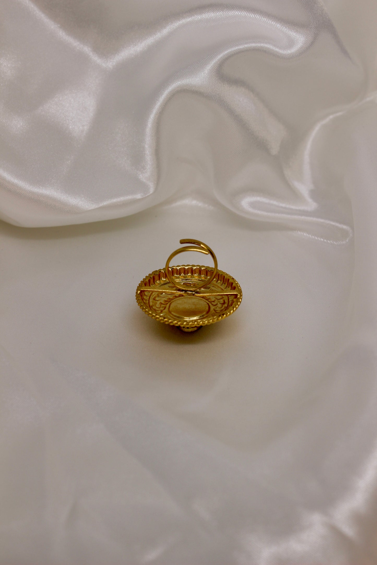 Vimmi Finger Ring