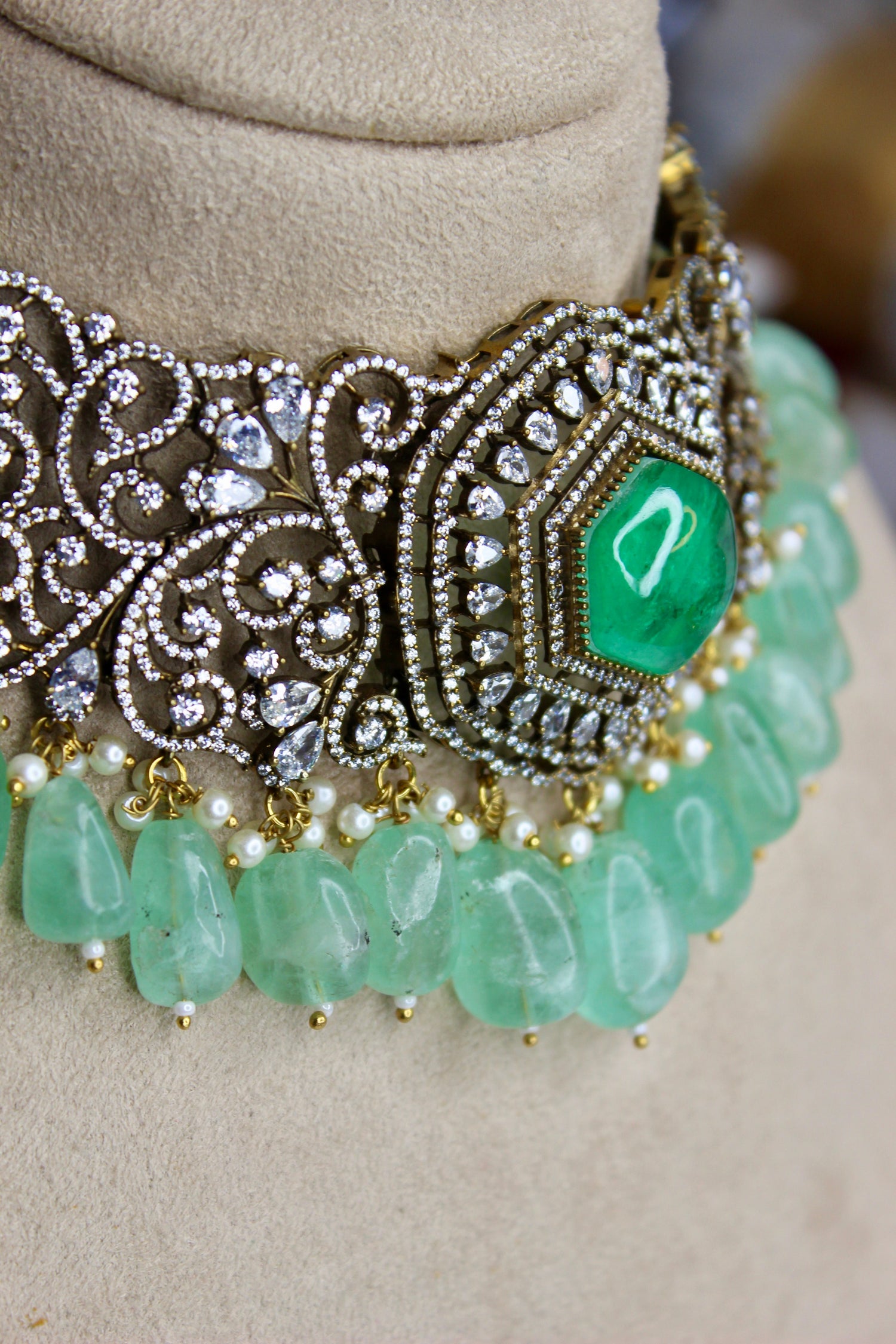 Choker Sets