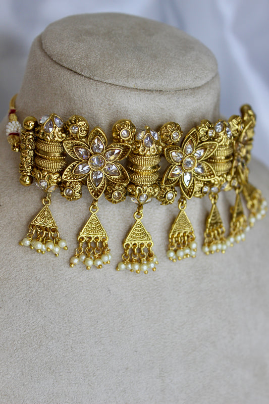 Meera Necklace Set