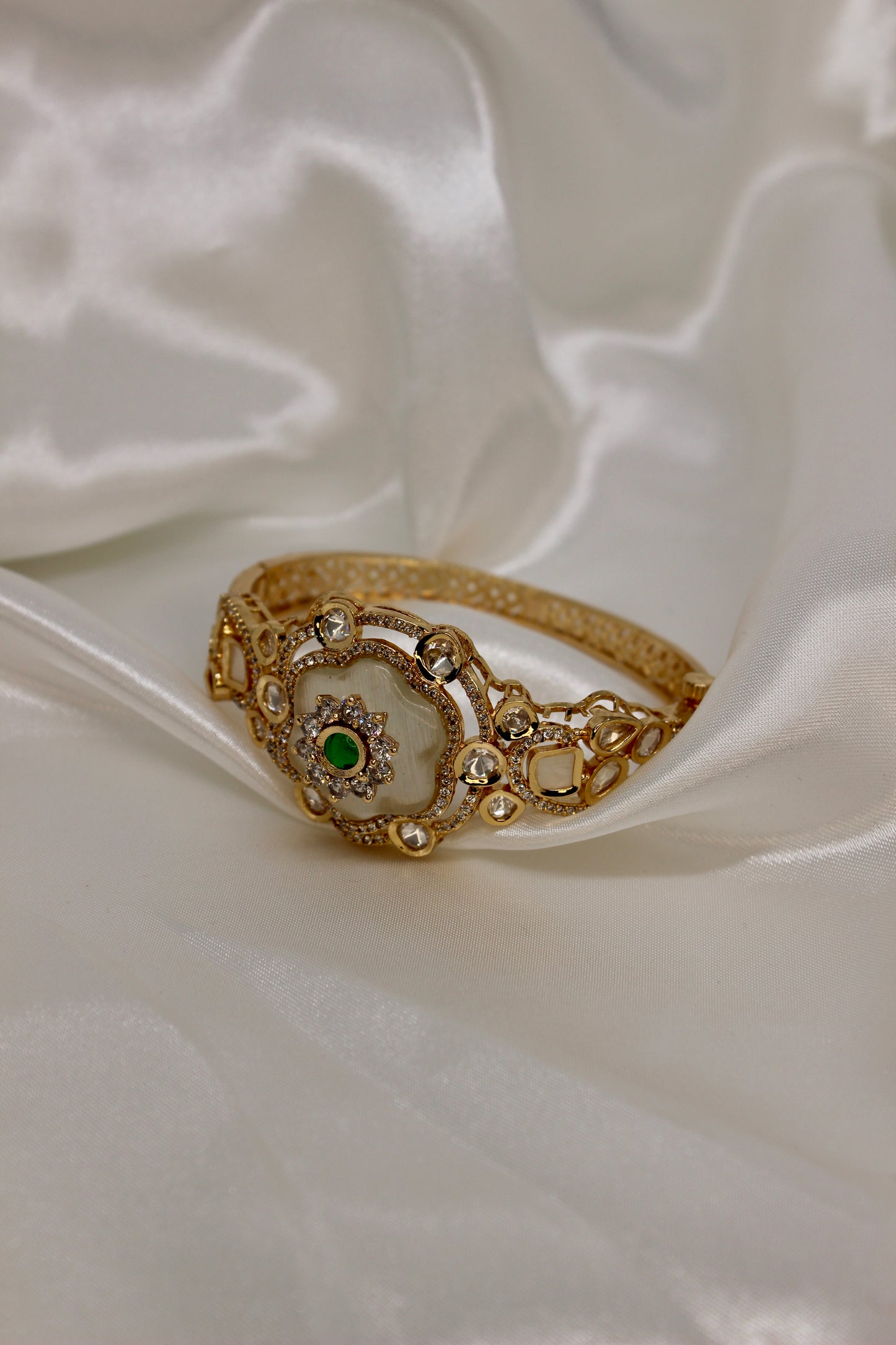 Powdry Cuff Bracelet