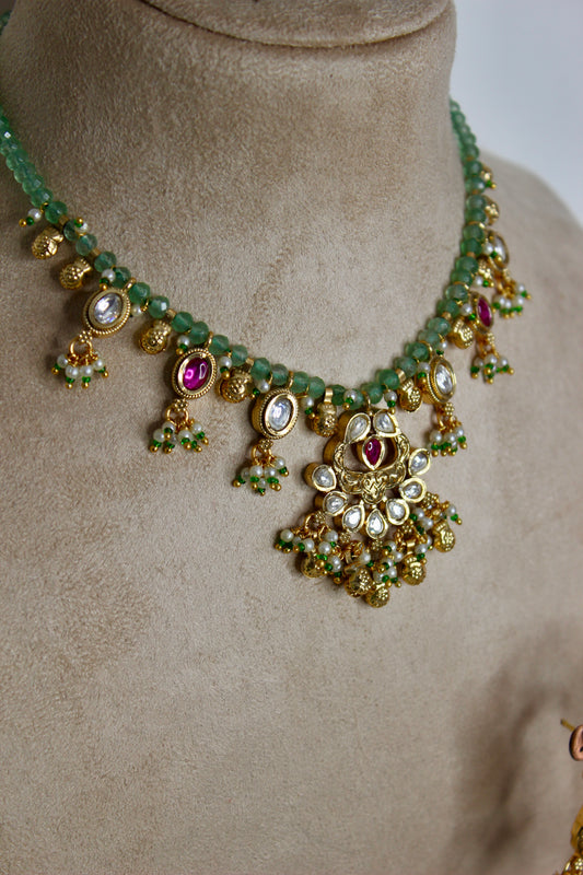 Mansi Necklace Set