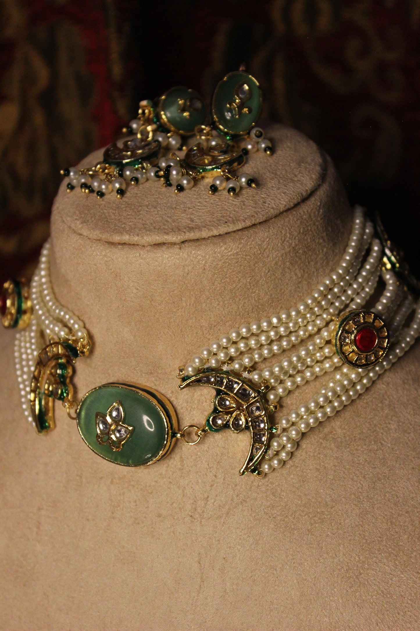 Priya Necklace Set