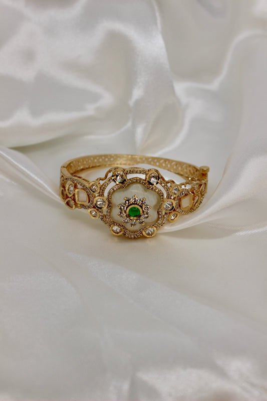 Powdry Cuff Bracelet