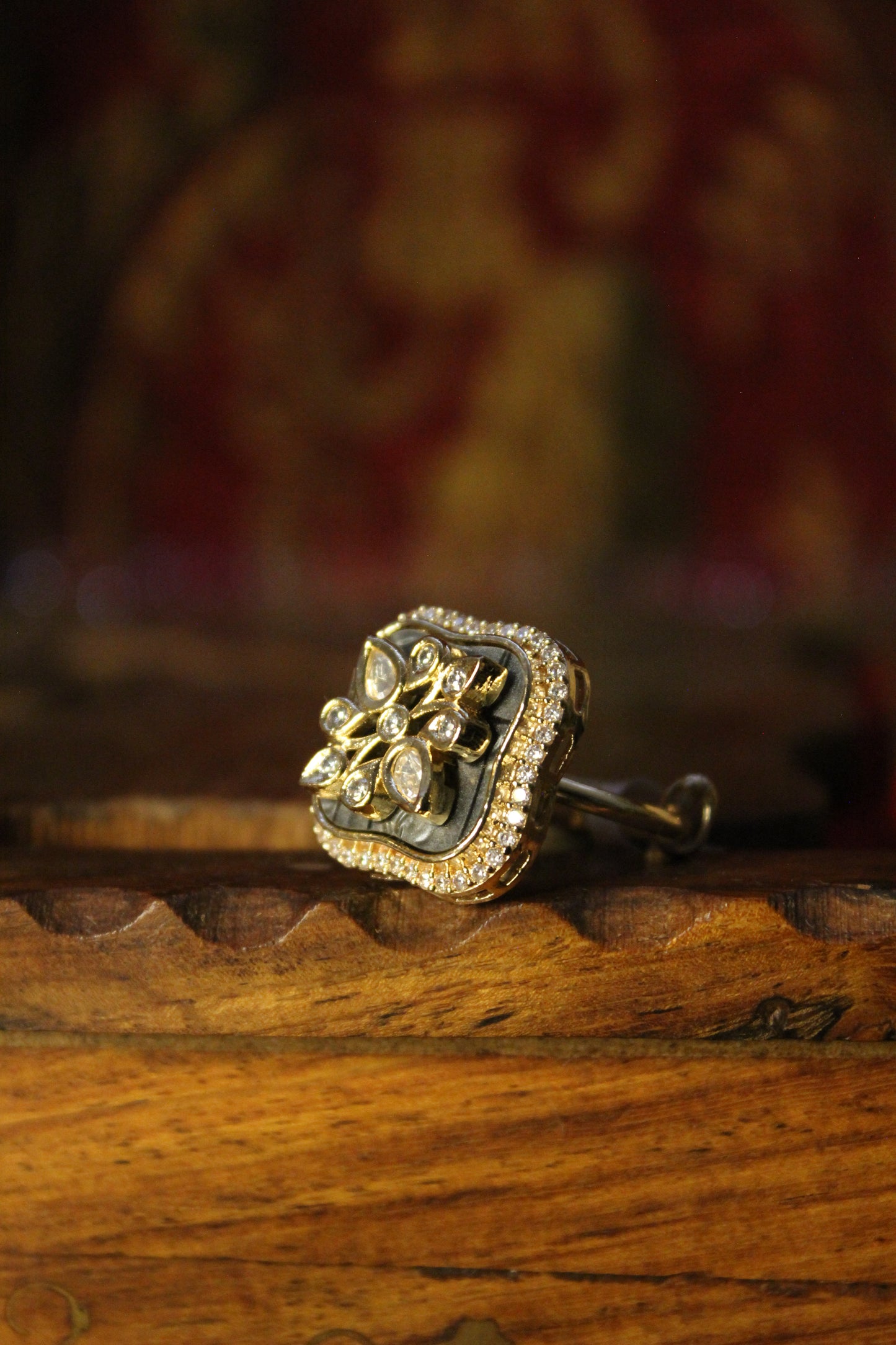 Chaaru Finger Ring
