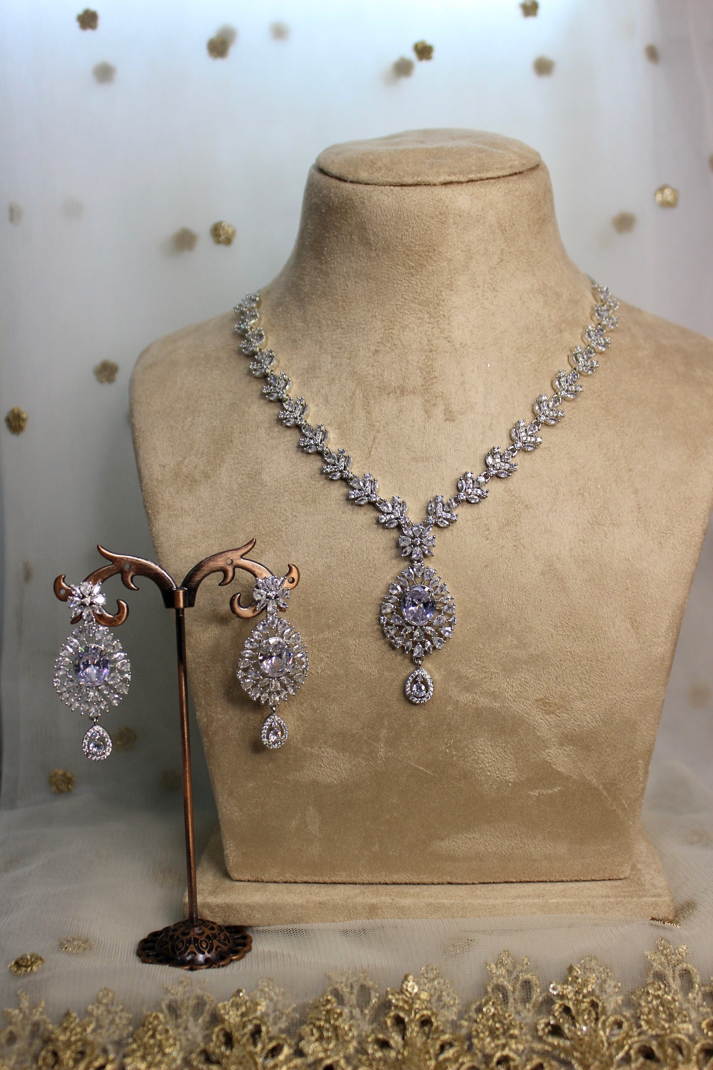 Svetlana Necklace Set