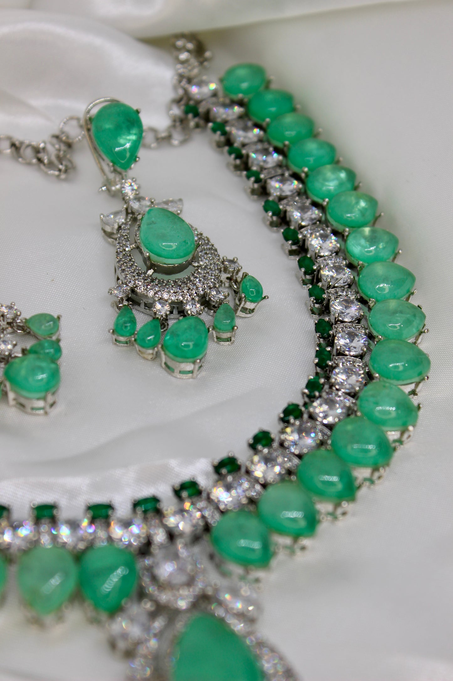 Monalisa Necklace Set