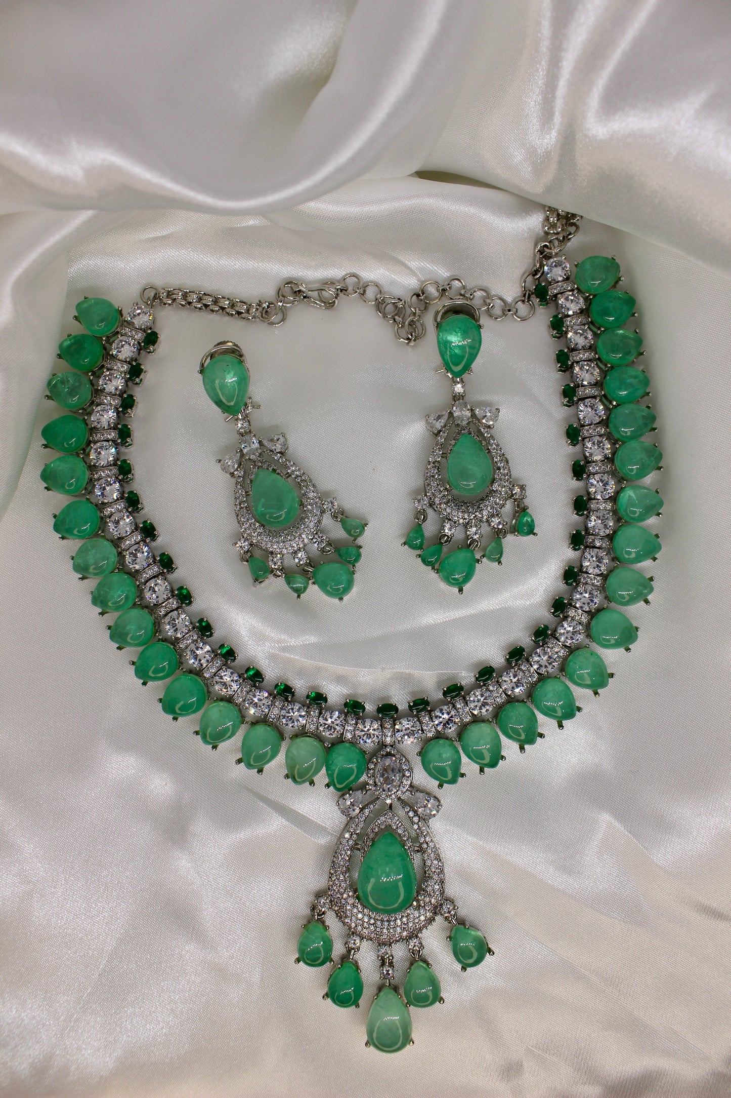 Monalisa Necklace Set