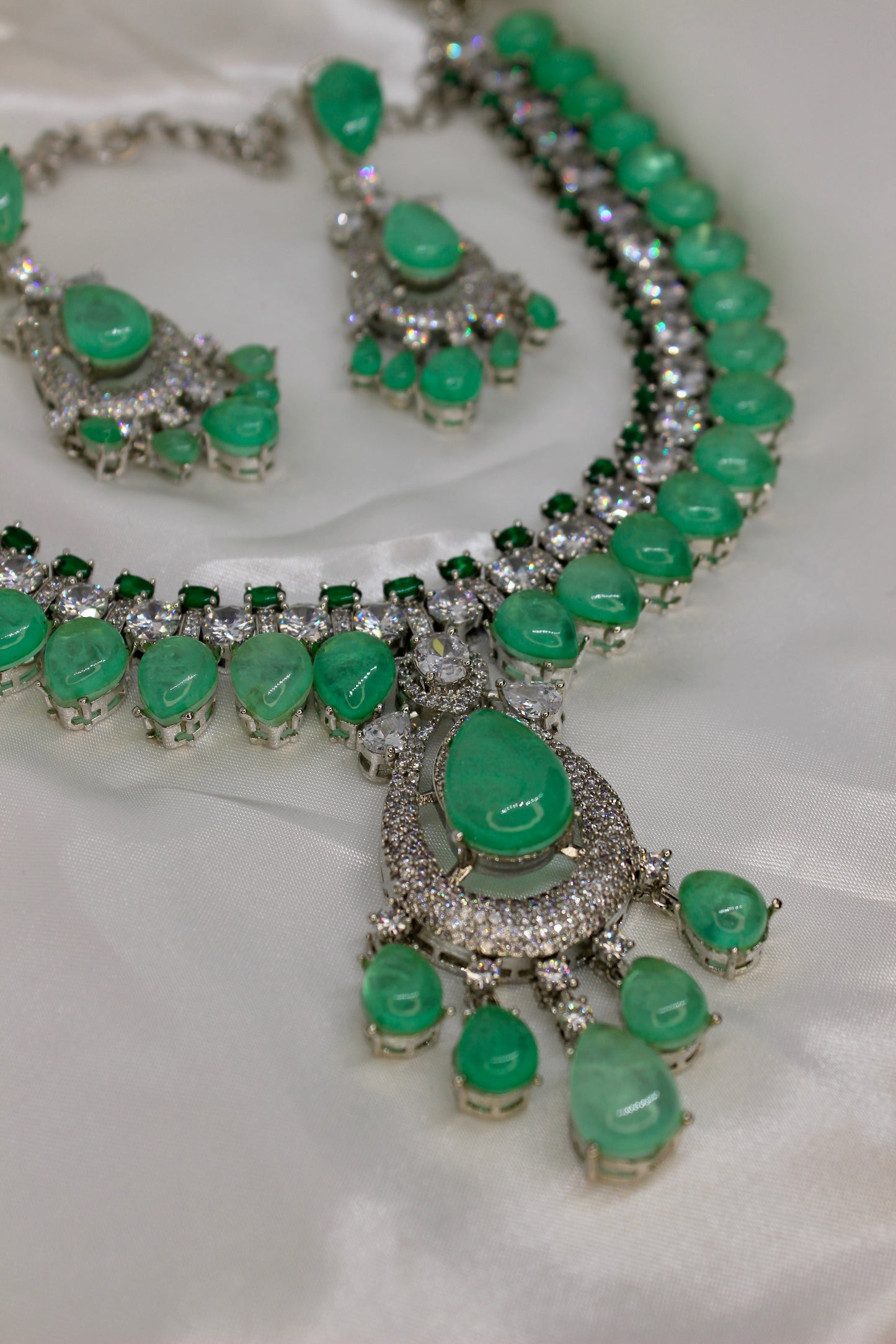 Monalisa Necklace Set