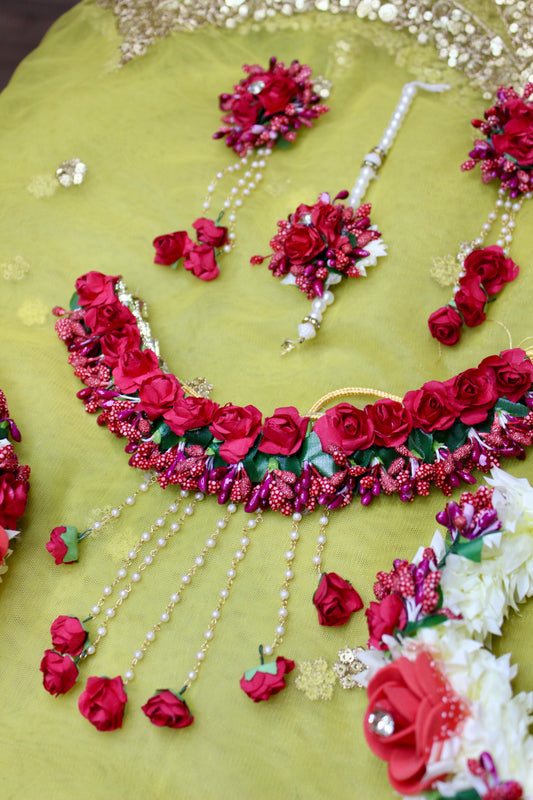Gul Haldi Floral Set