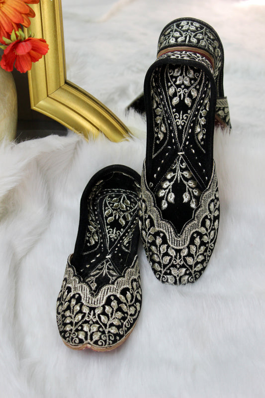 Mul Mukaish Zari Jutti