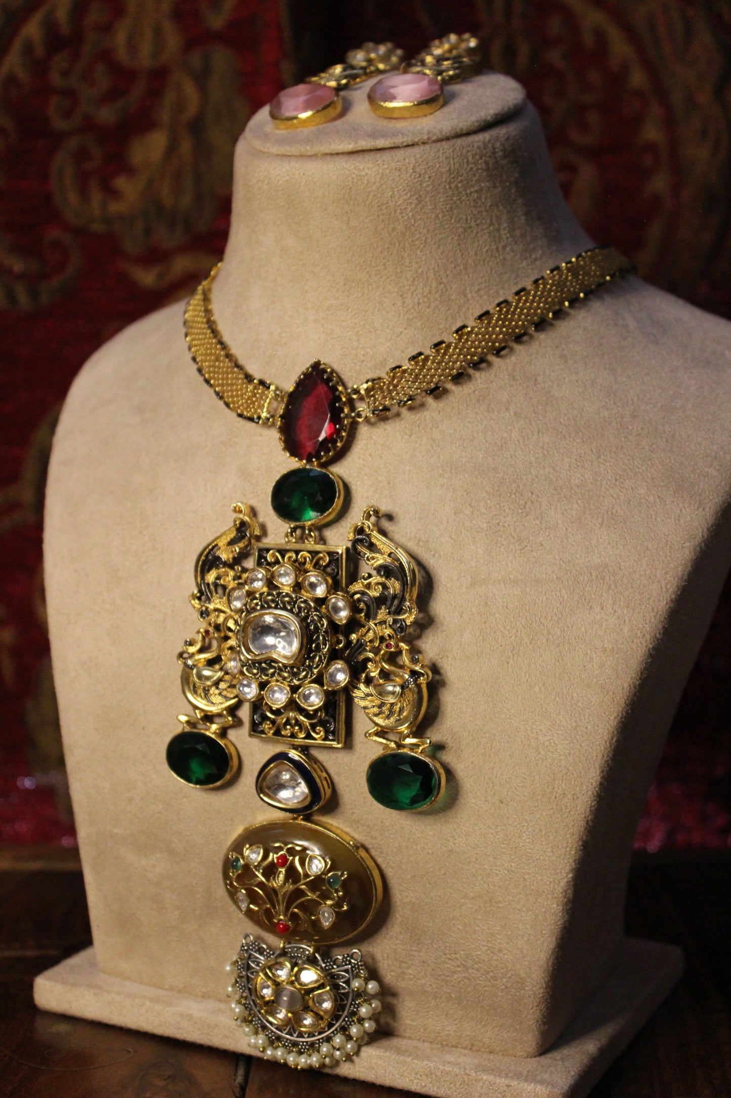Harsha Necklace Set