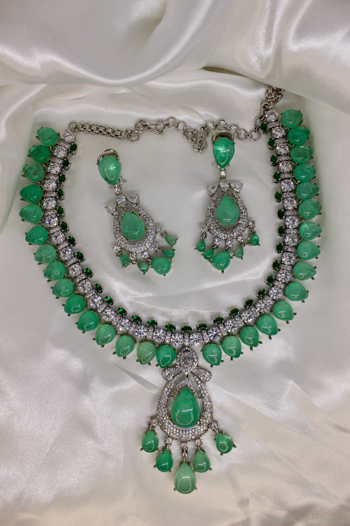 Monalisa Necklace Set