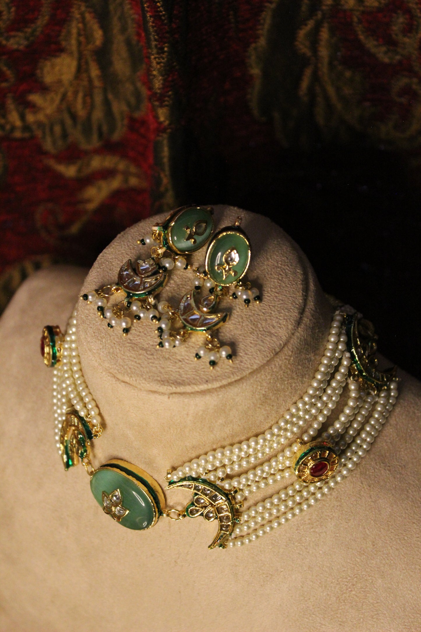 Priya Necklace Set