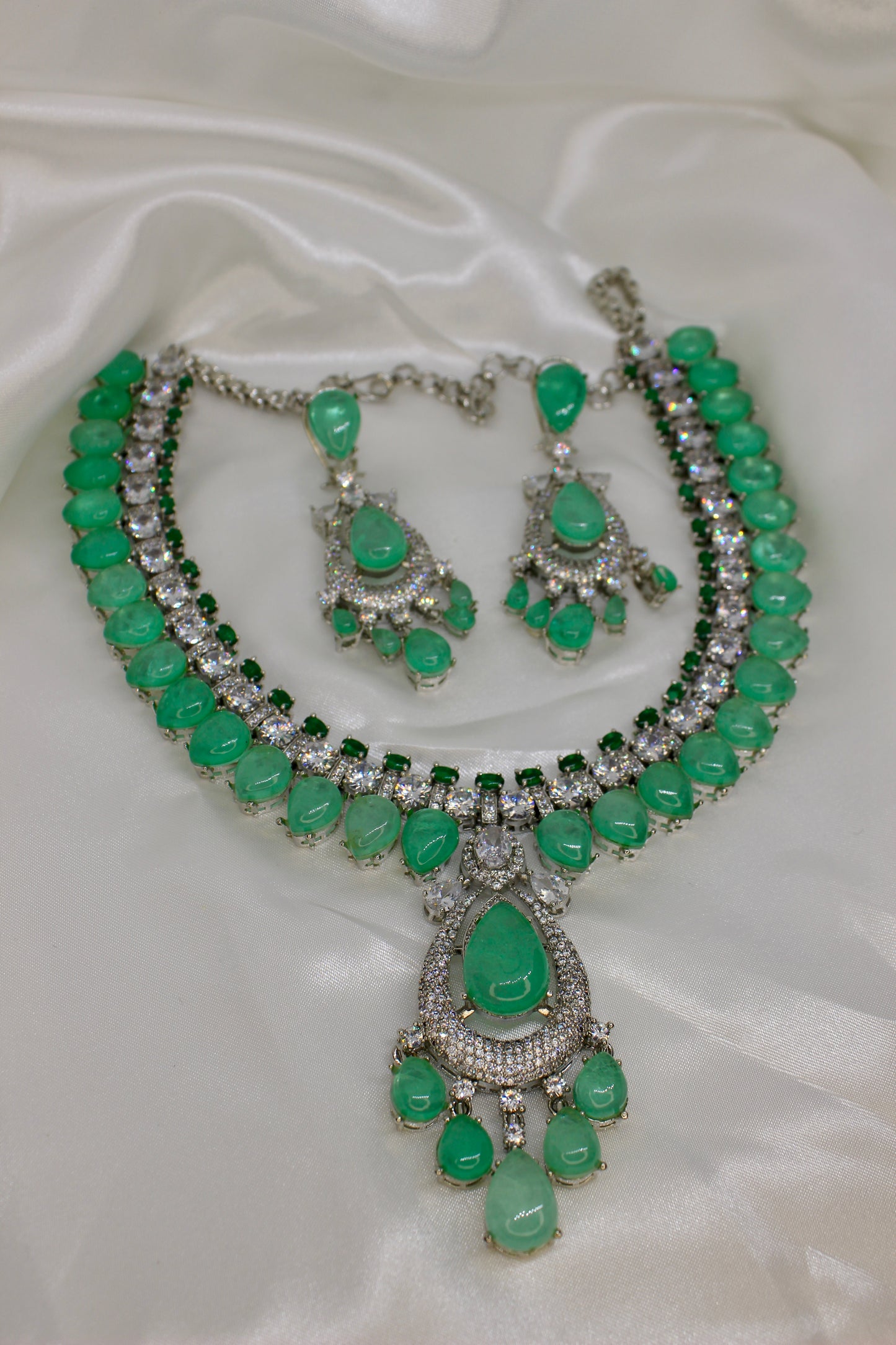 Monalisa Necklace Set