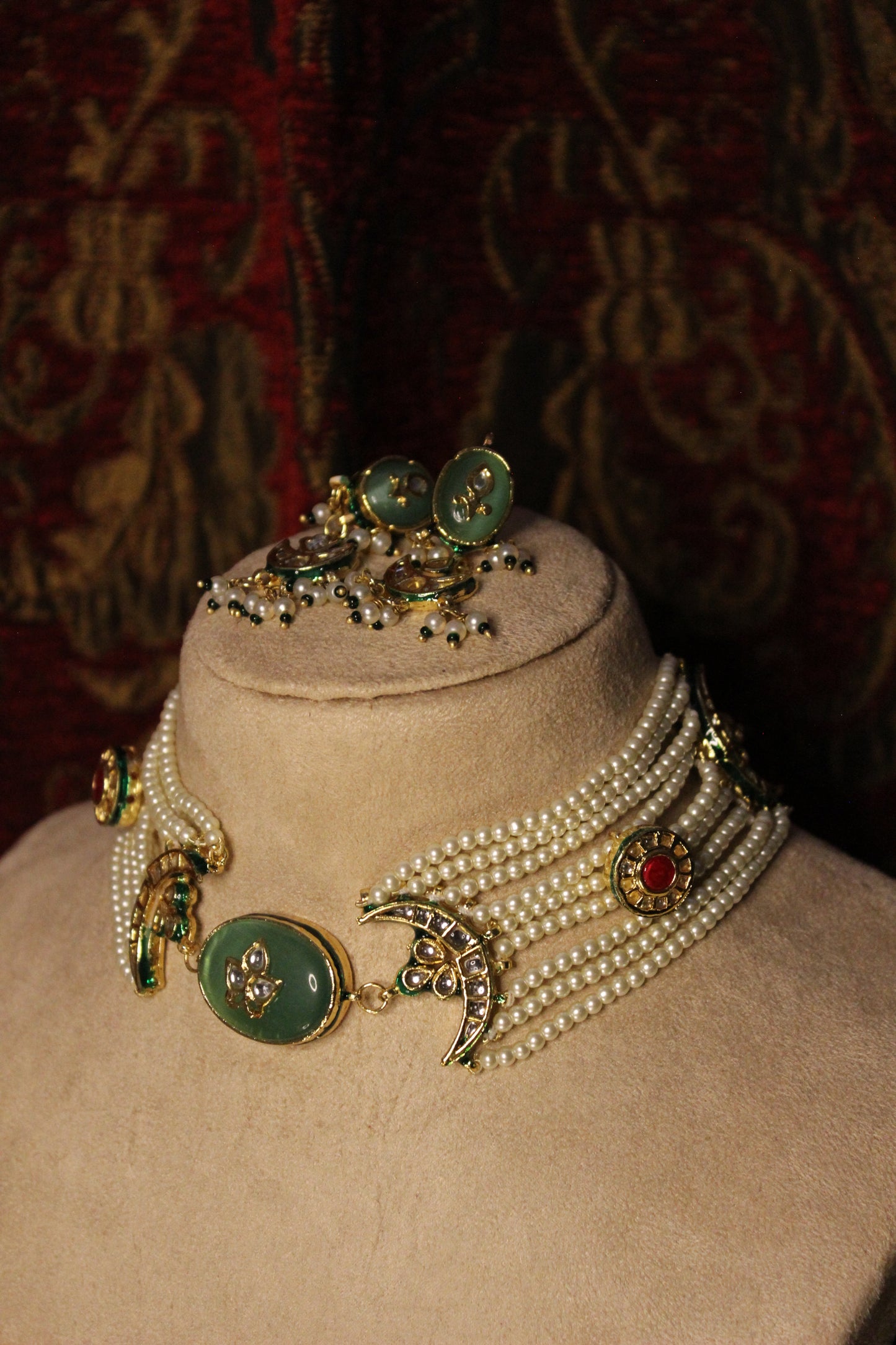 Priya Necklace Set