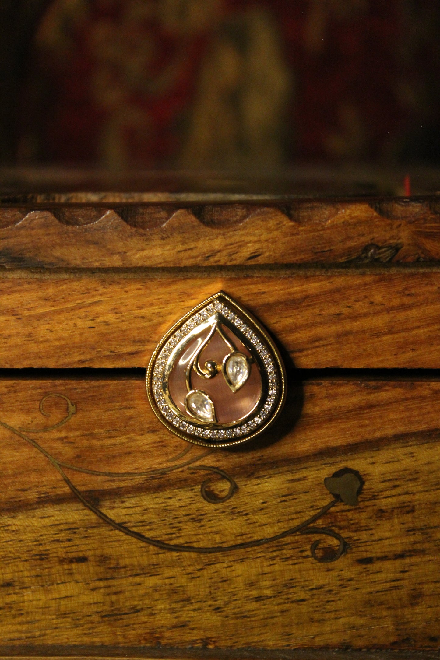 Nawtan Finger Ring
