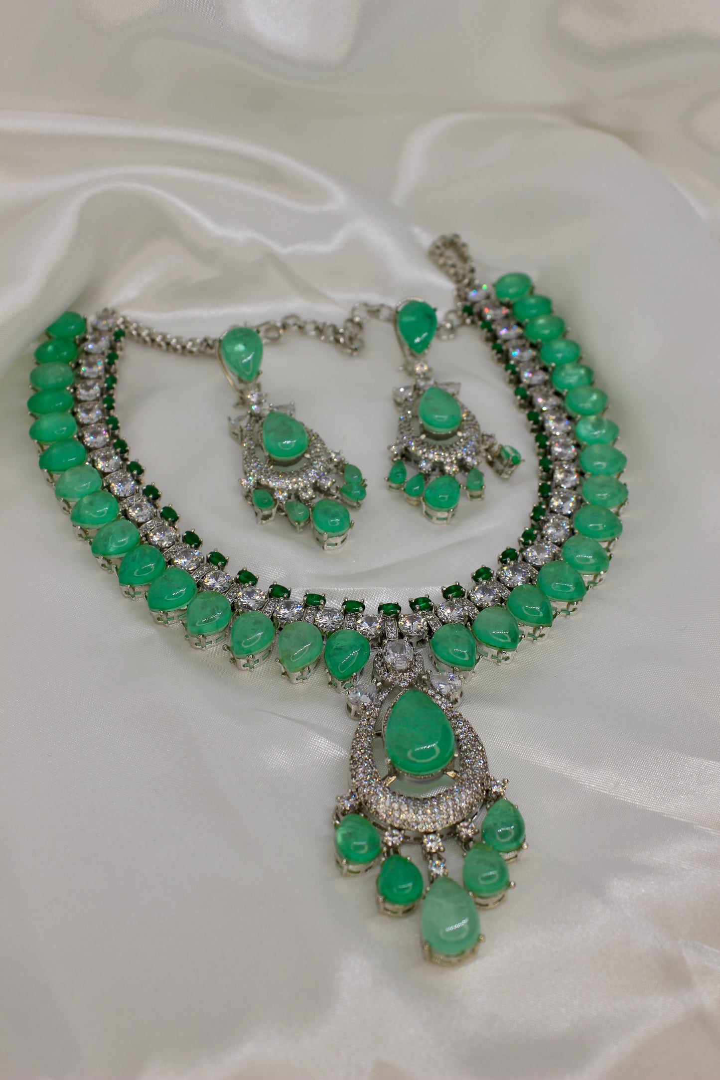 Monalisa Necklace Set