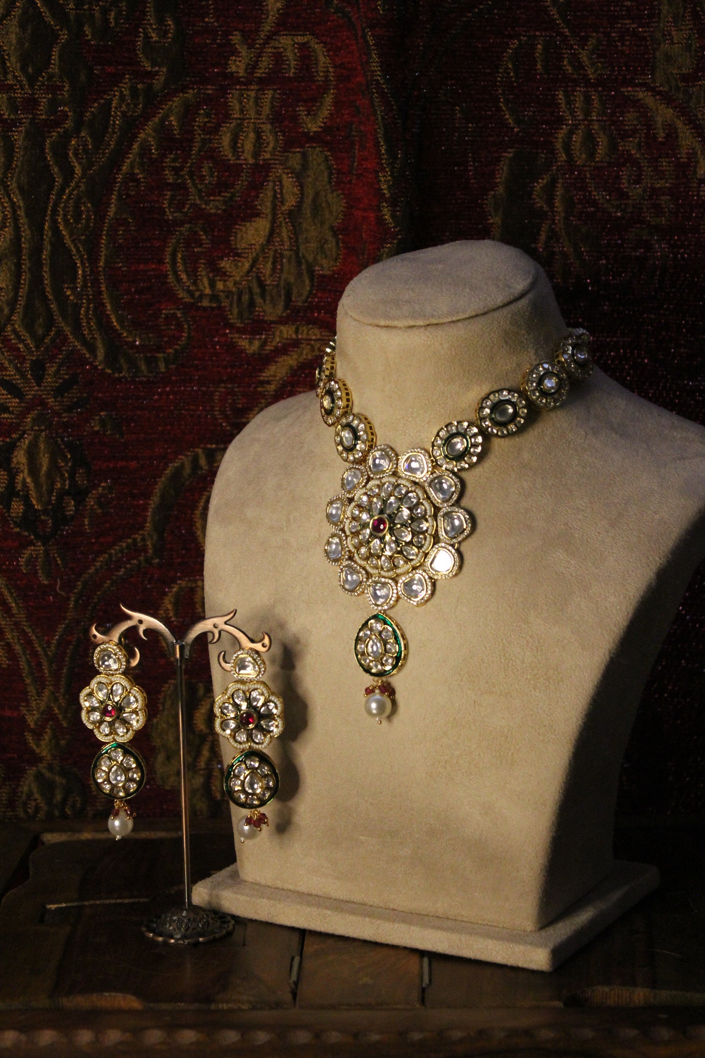 Nur Necklace Set
