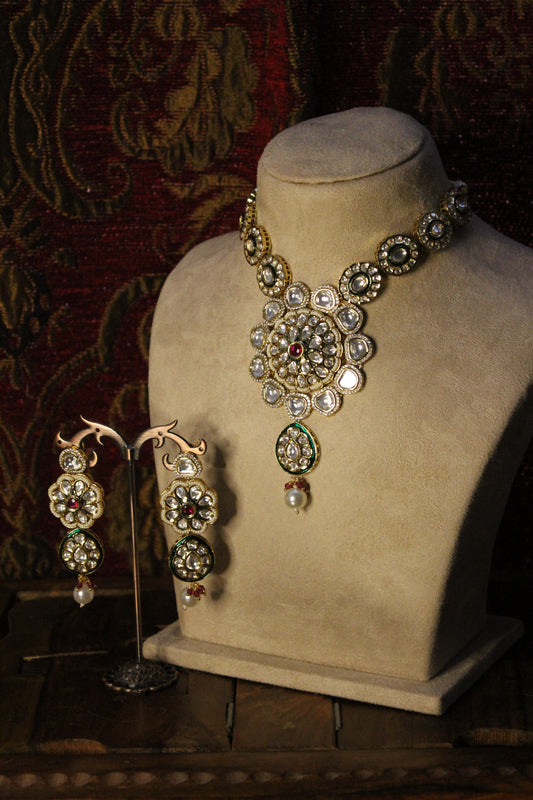 Nur Necklace Set