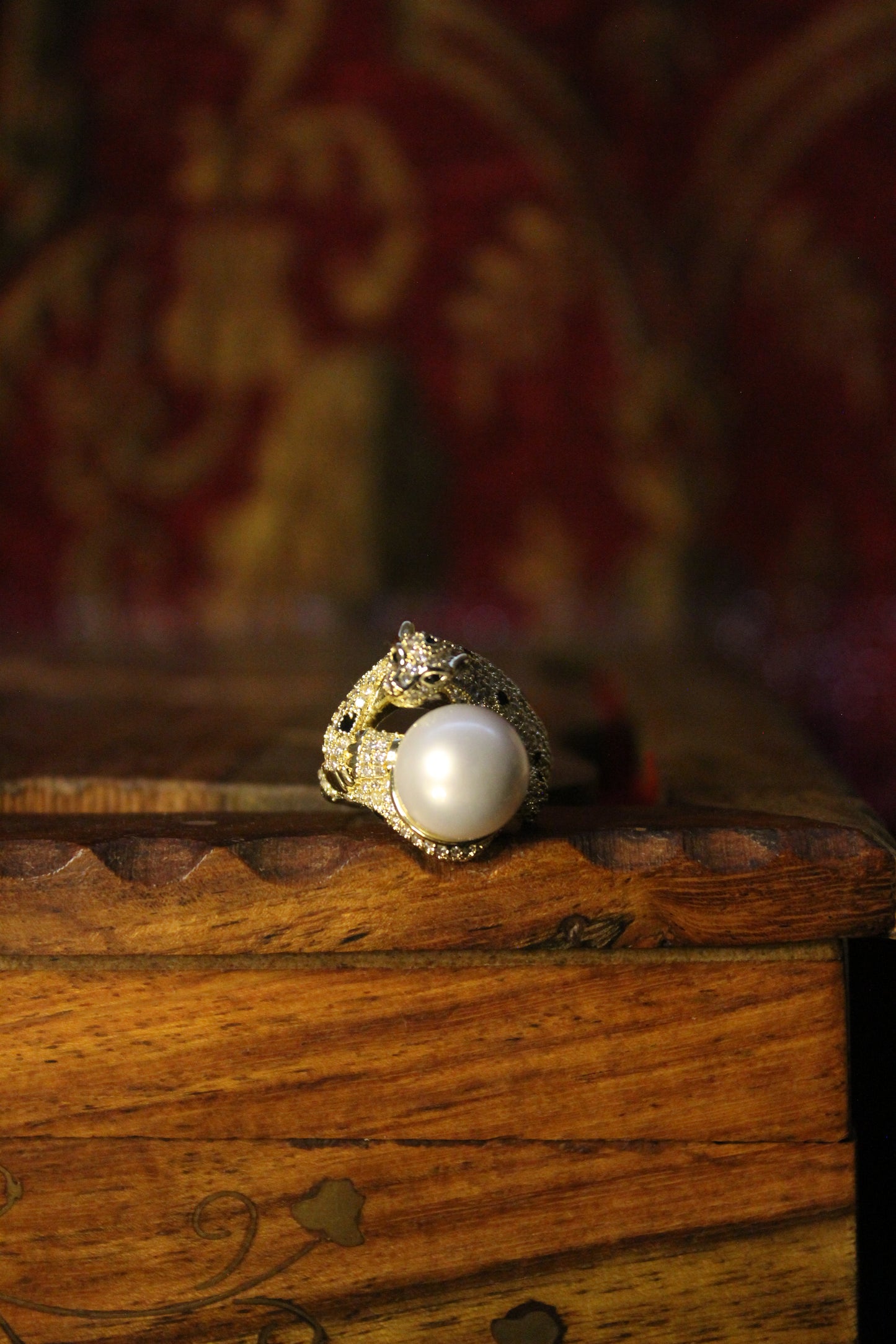 Jaguar Finger Ring