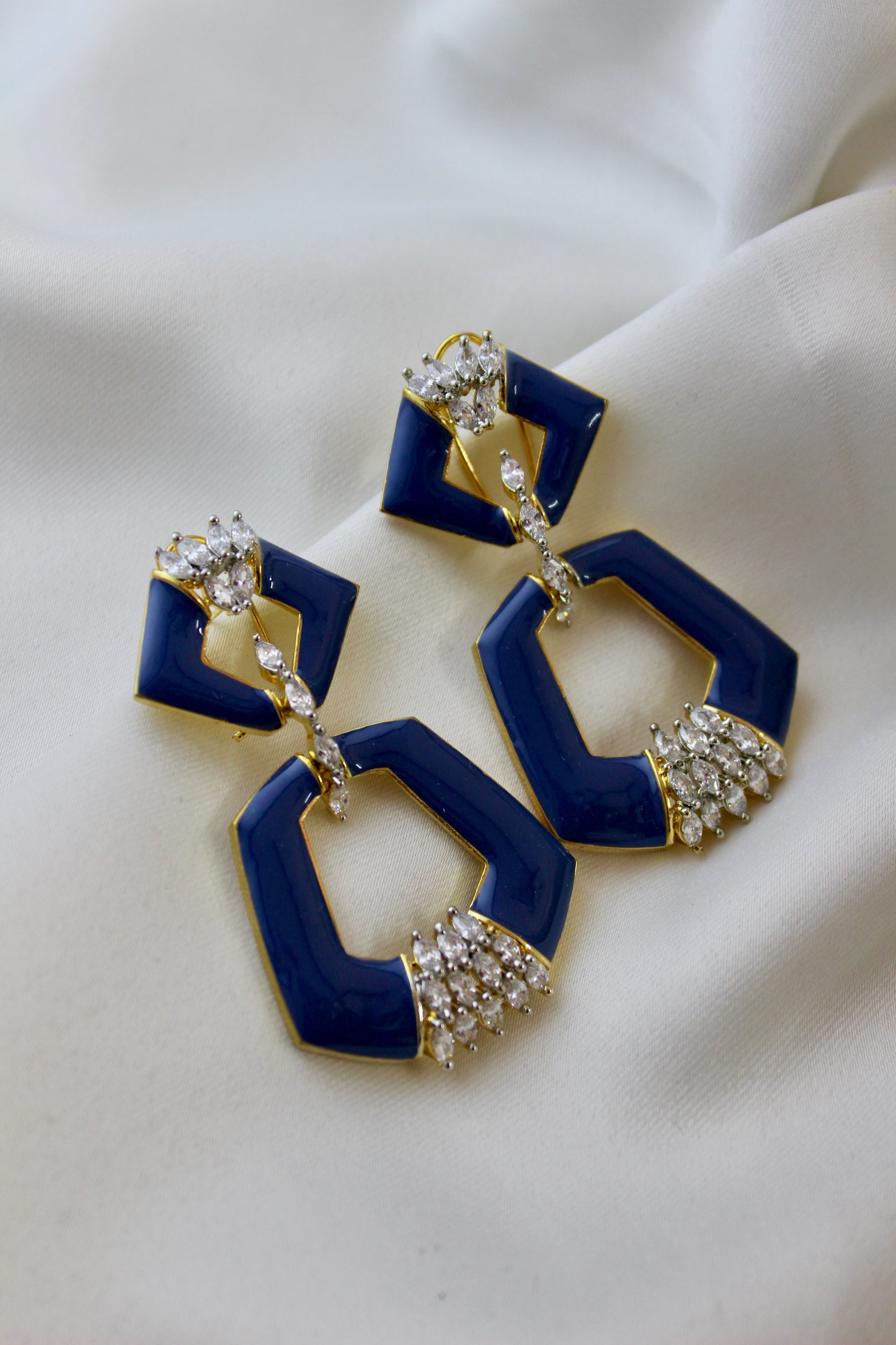 Varaa Earrings