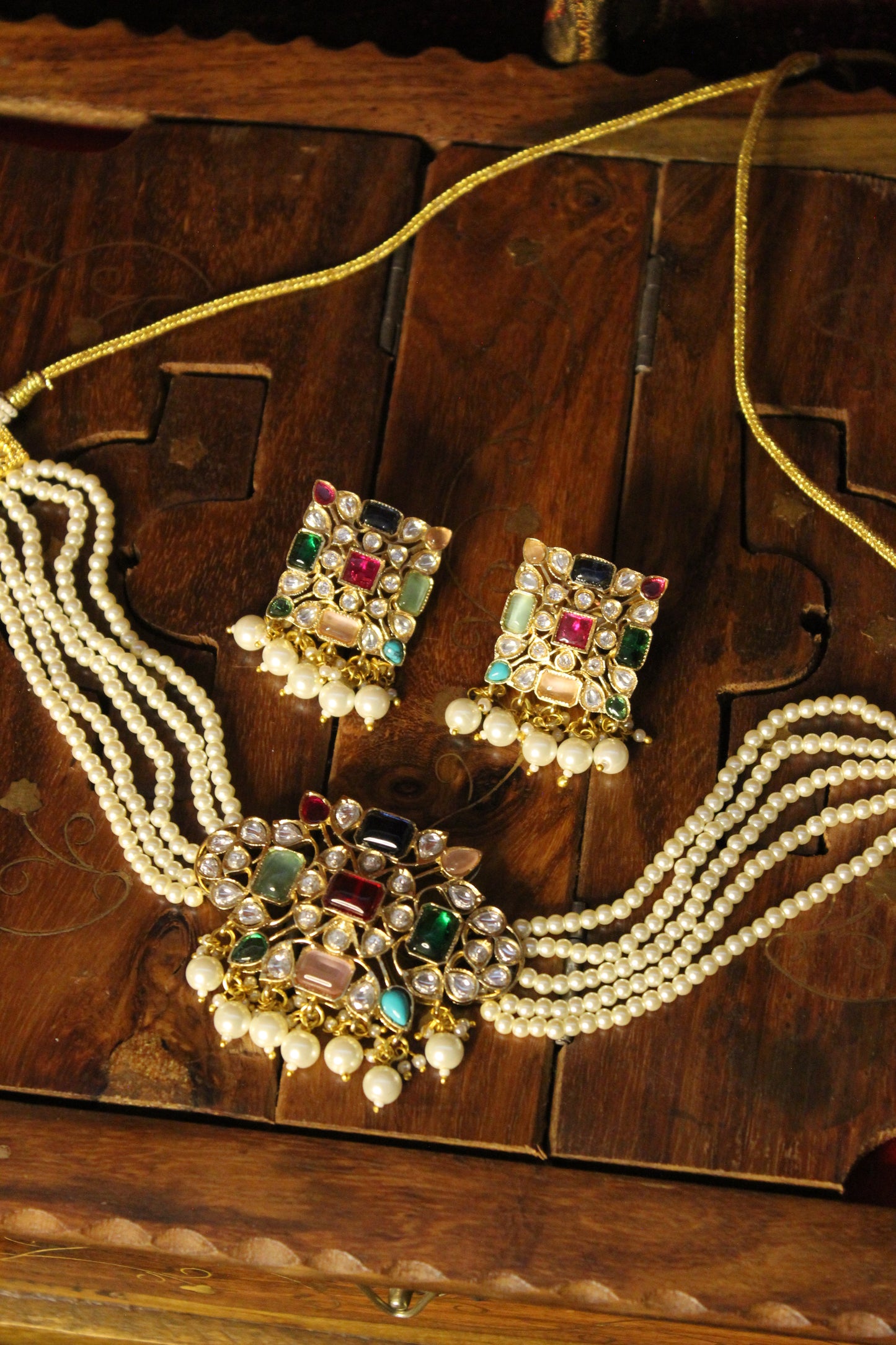 Diwaani Necklace Set