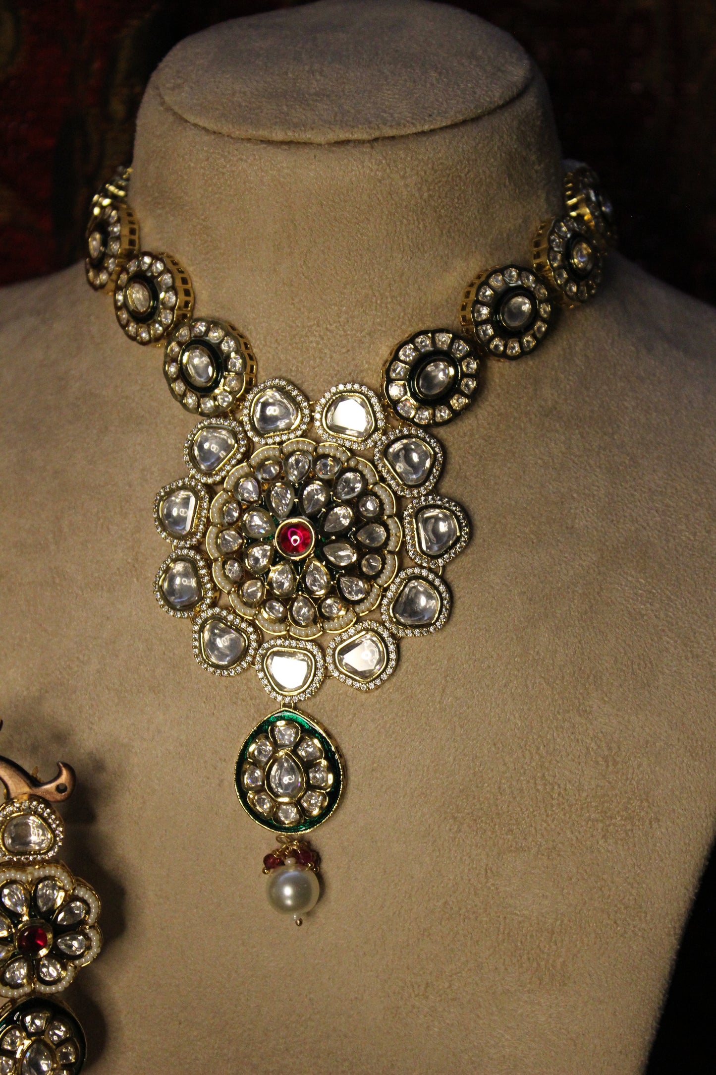 Nur Necklace Set