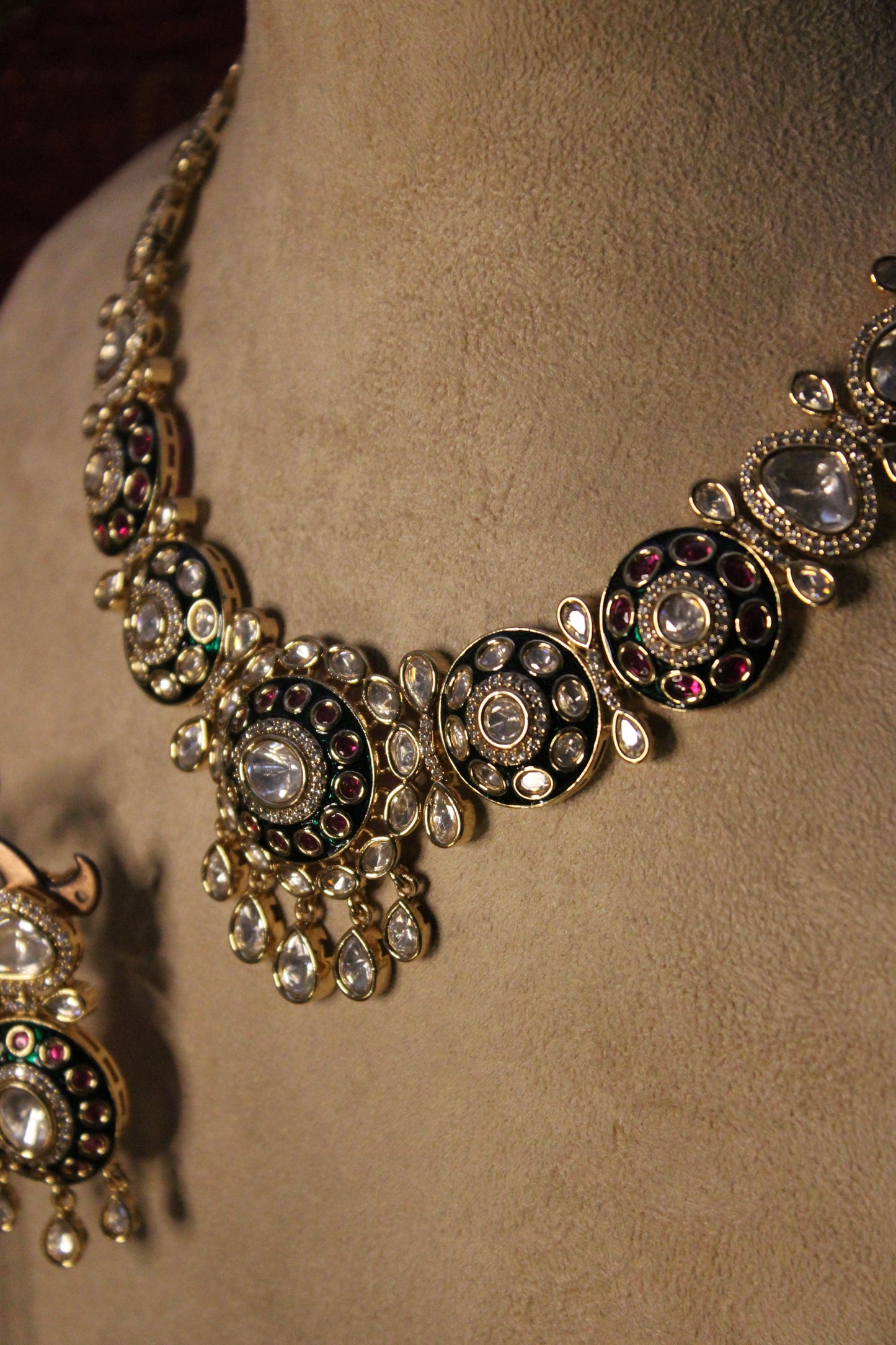 Raziya Necklace Set