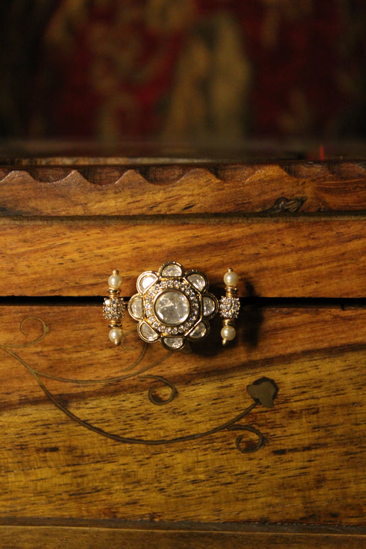 Sooni Finger Ring