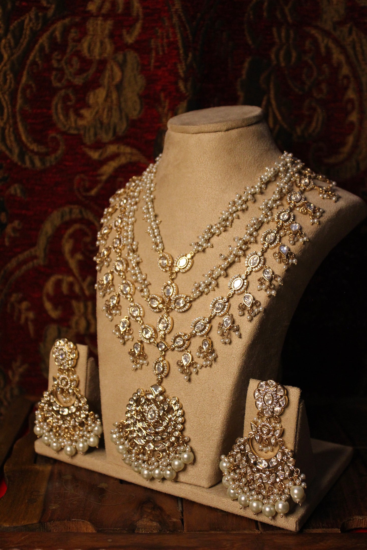 Madhumita Necklace Set