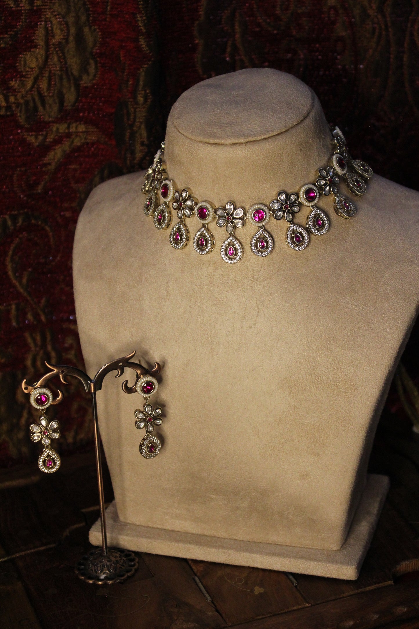 Naseera Necklace Set