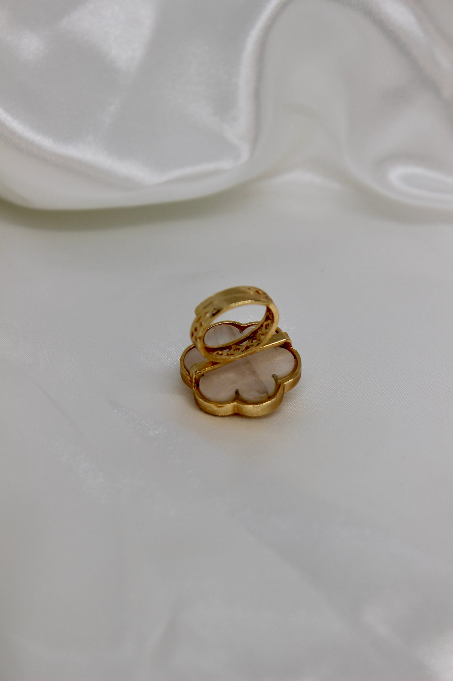 Everest Finger Ring
