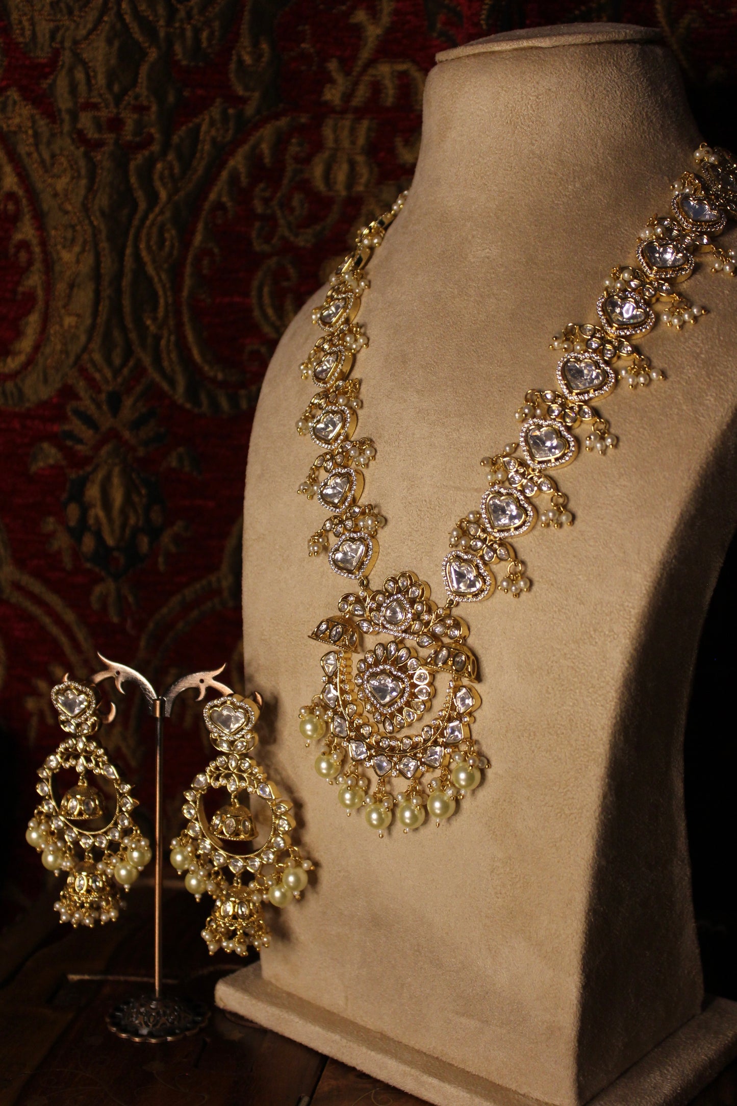 Baaz Necklace Set